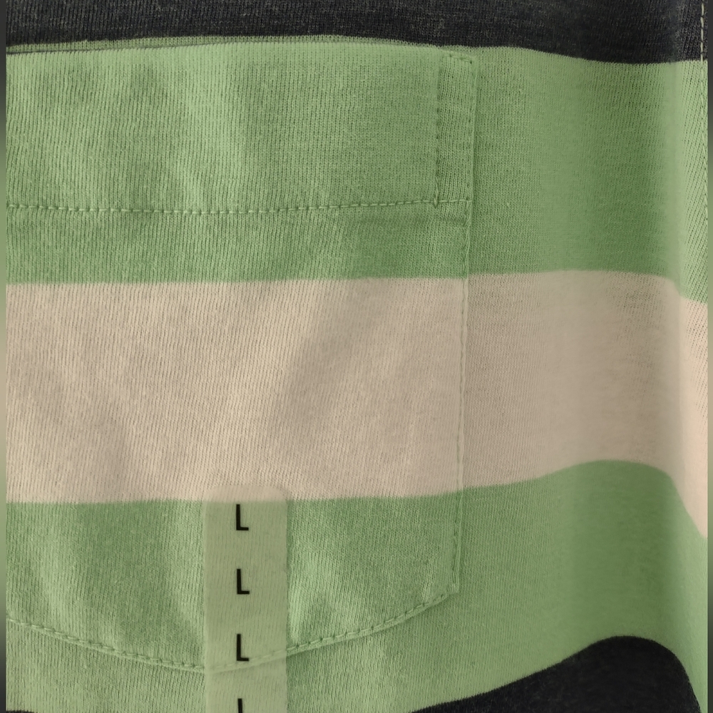 Nwt Roundtree & Yorke Large Soft Washed Short Sle… - image 2